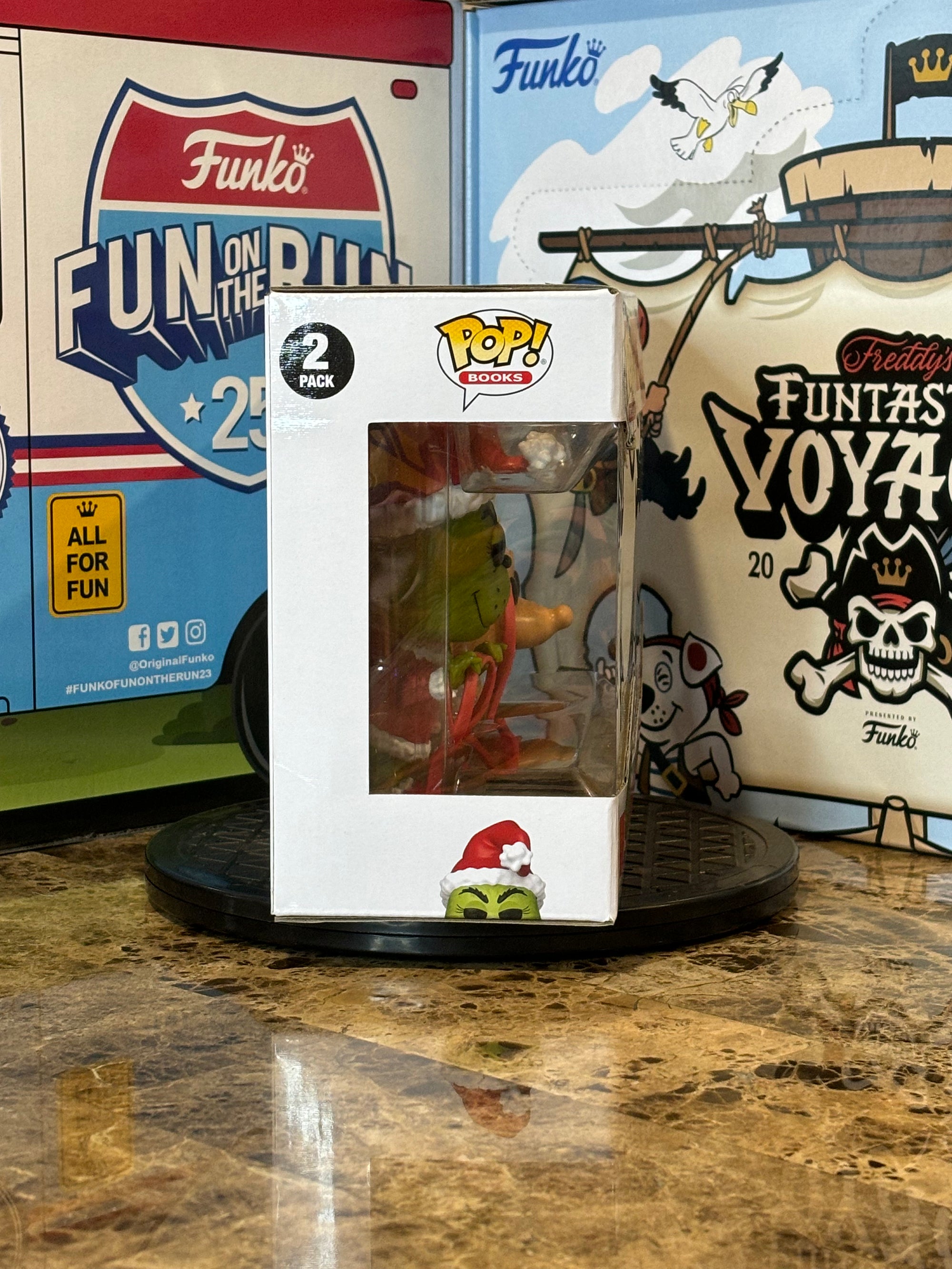 Funko Pop 2 Pack How the Grinch Stole Christmas Grinch & Max