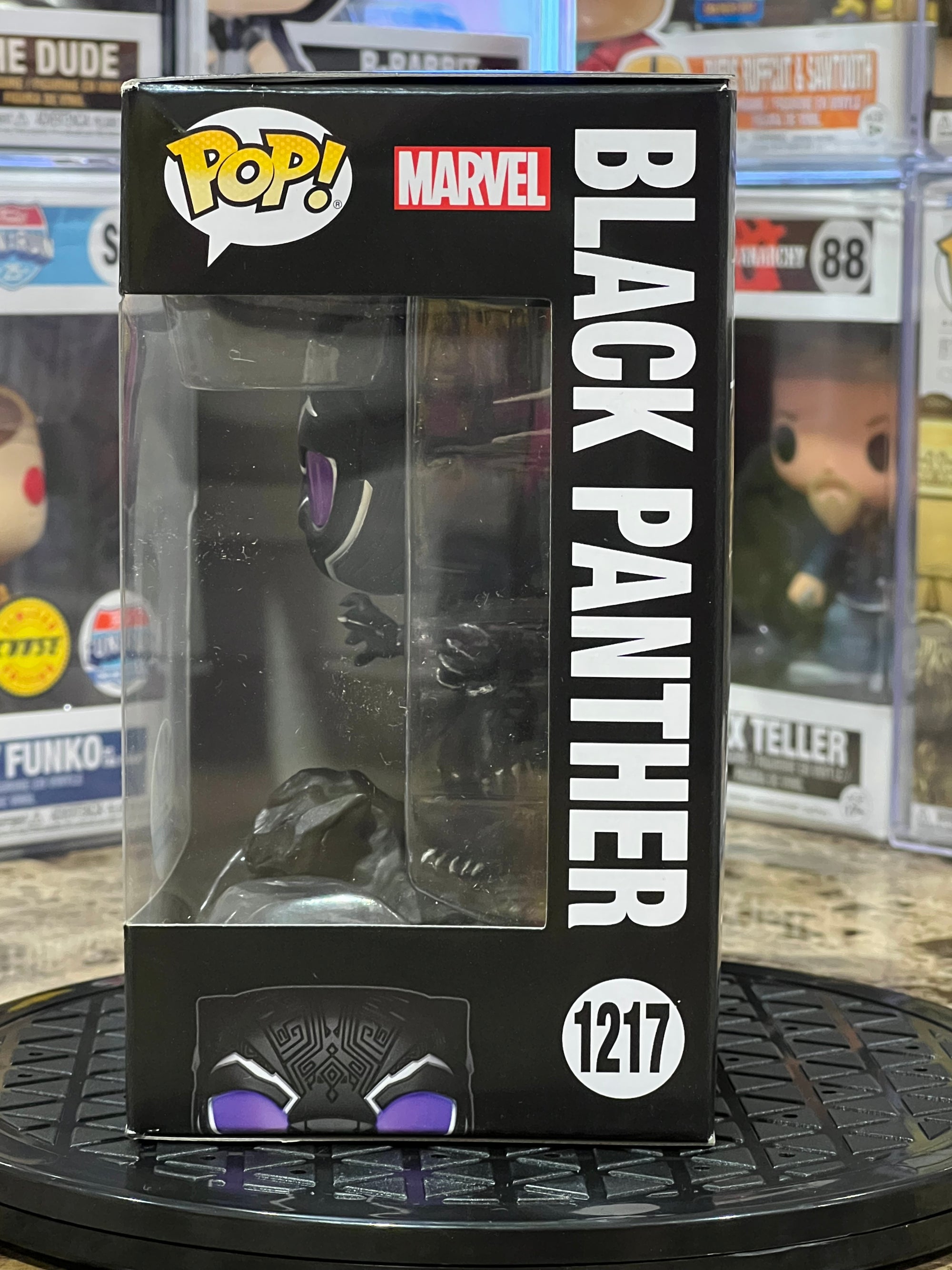 Funko Pop Black Panther #1217 Lights & Sounds