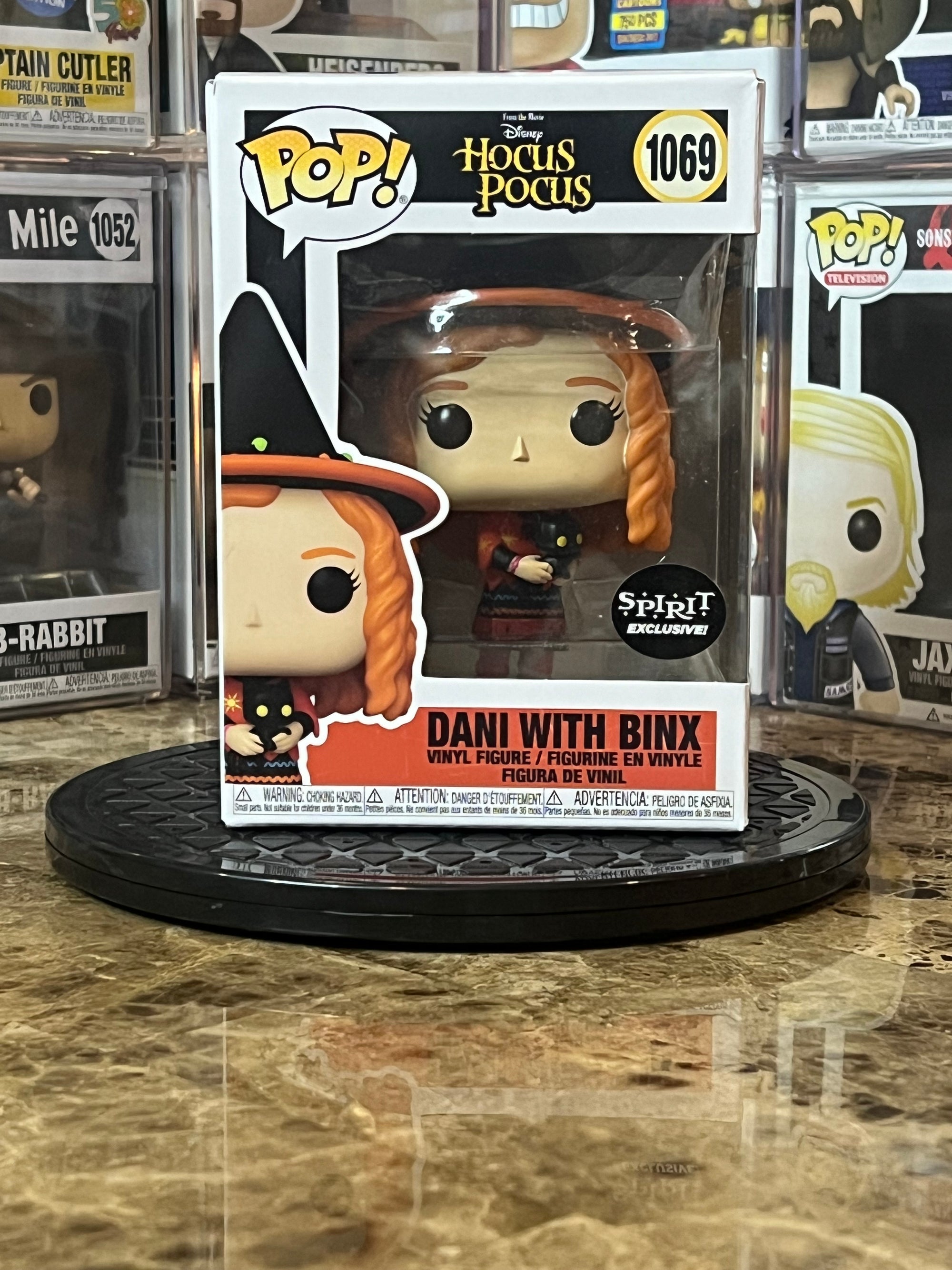 Funko Pop Hocus Pocus Dani w/ Binx #1069