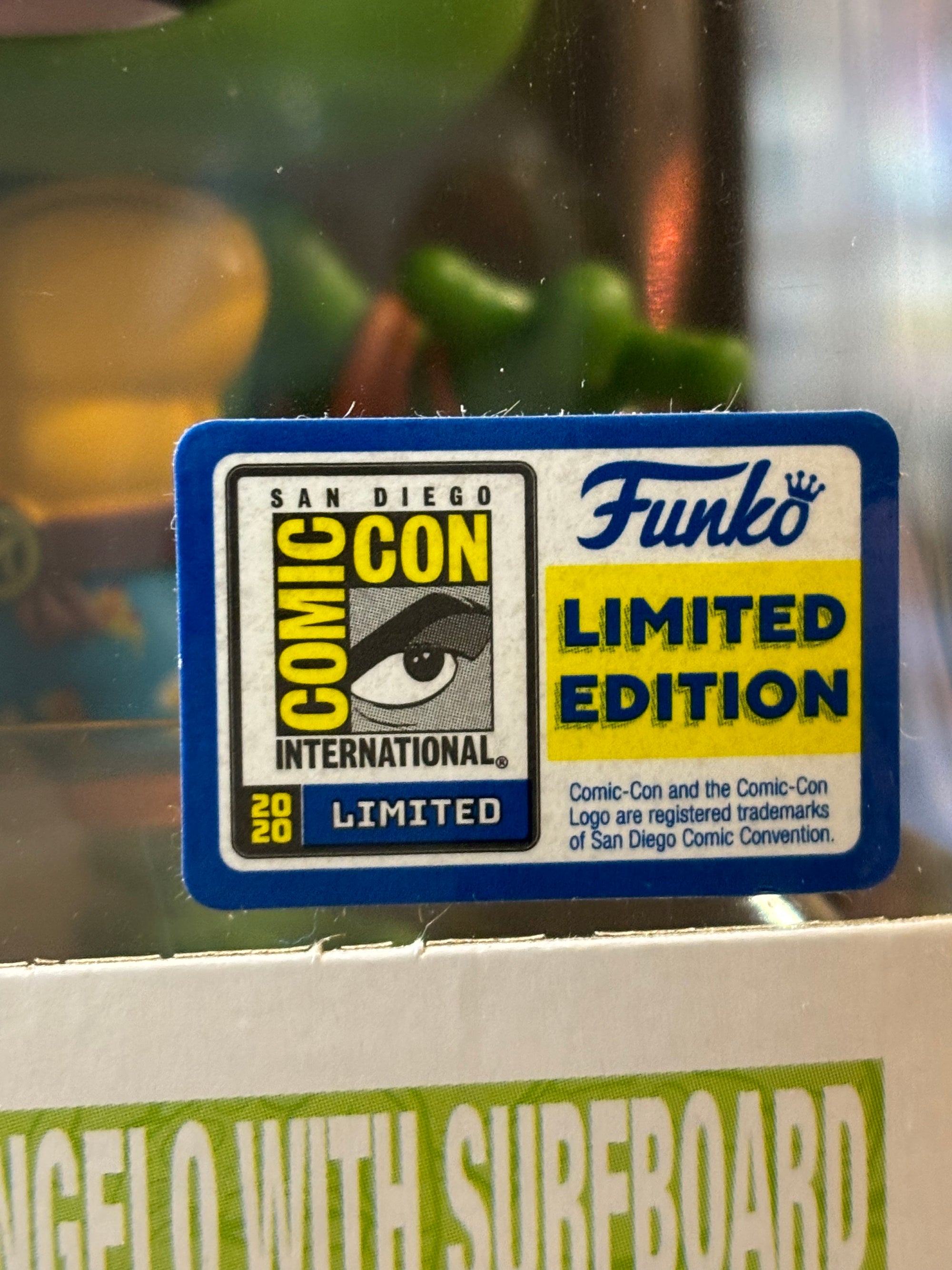 Funko Pop Teenage Mutant Ninja Turtles Michelangelo w/ Surfboard #1019