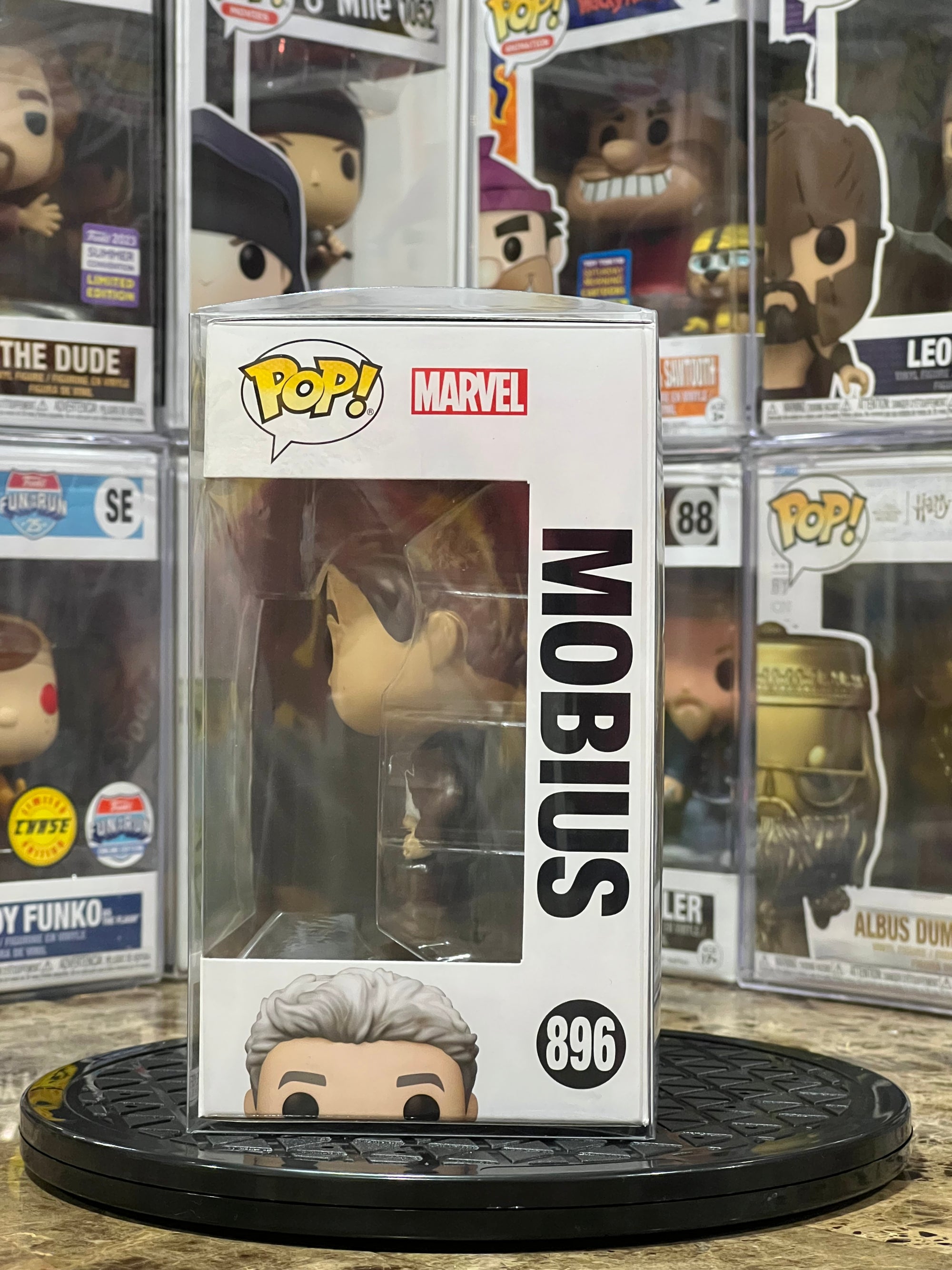 Funko Pop Loki Mobius #896