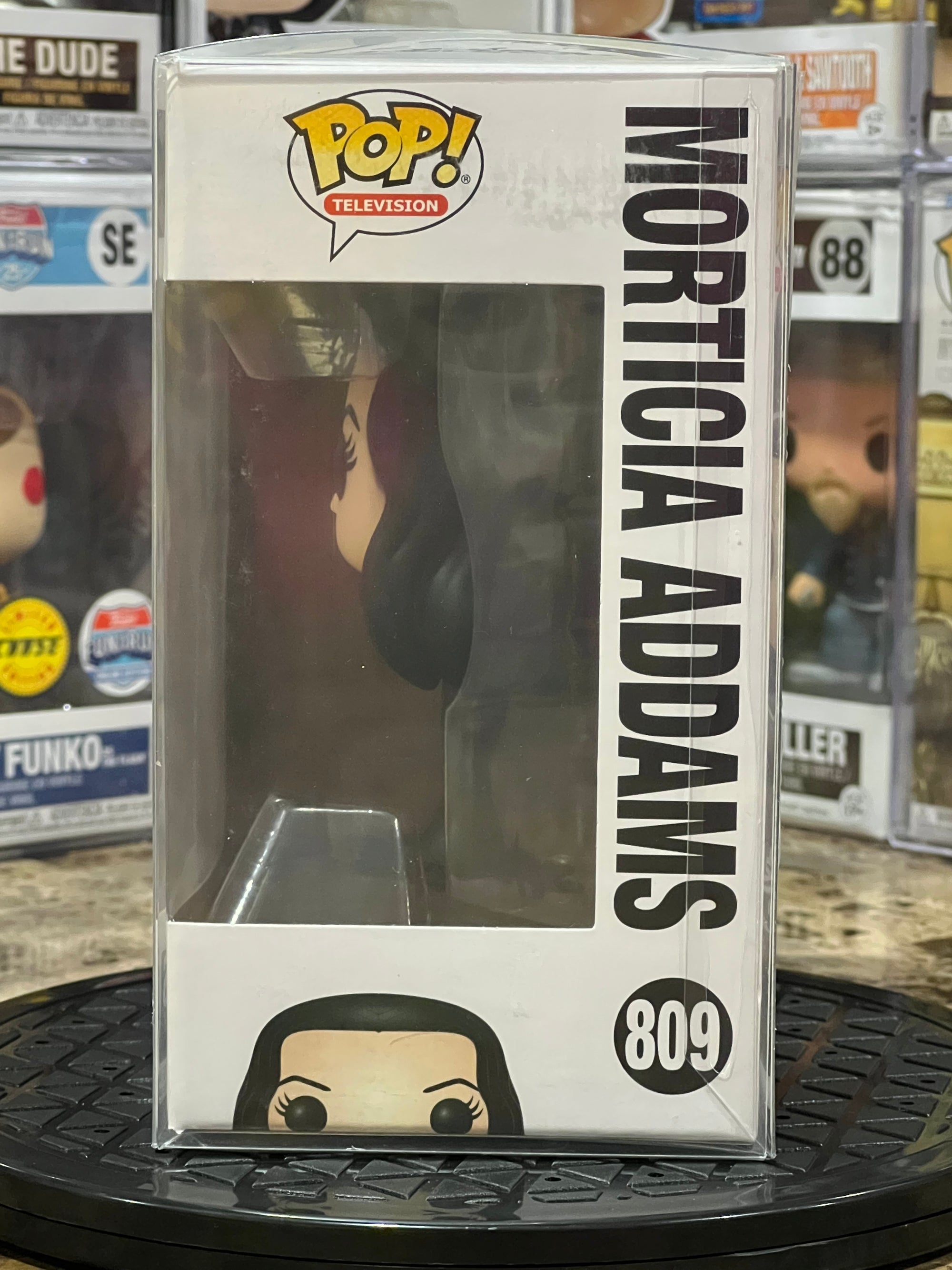 Funko Pop The Addams Family Morticia Adams #809