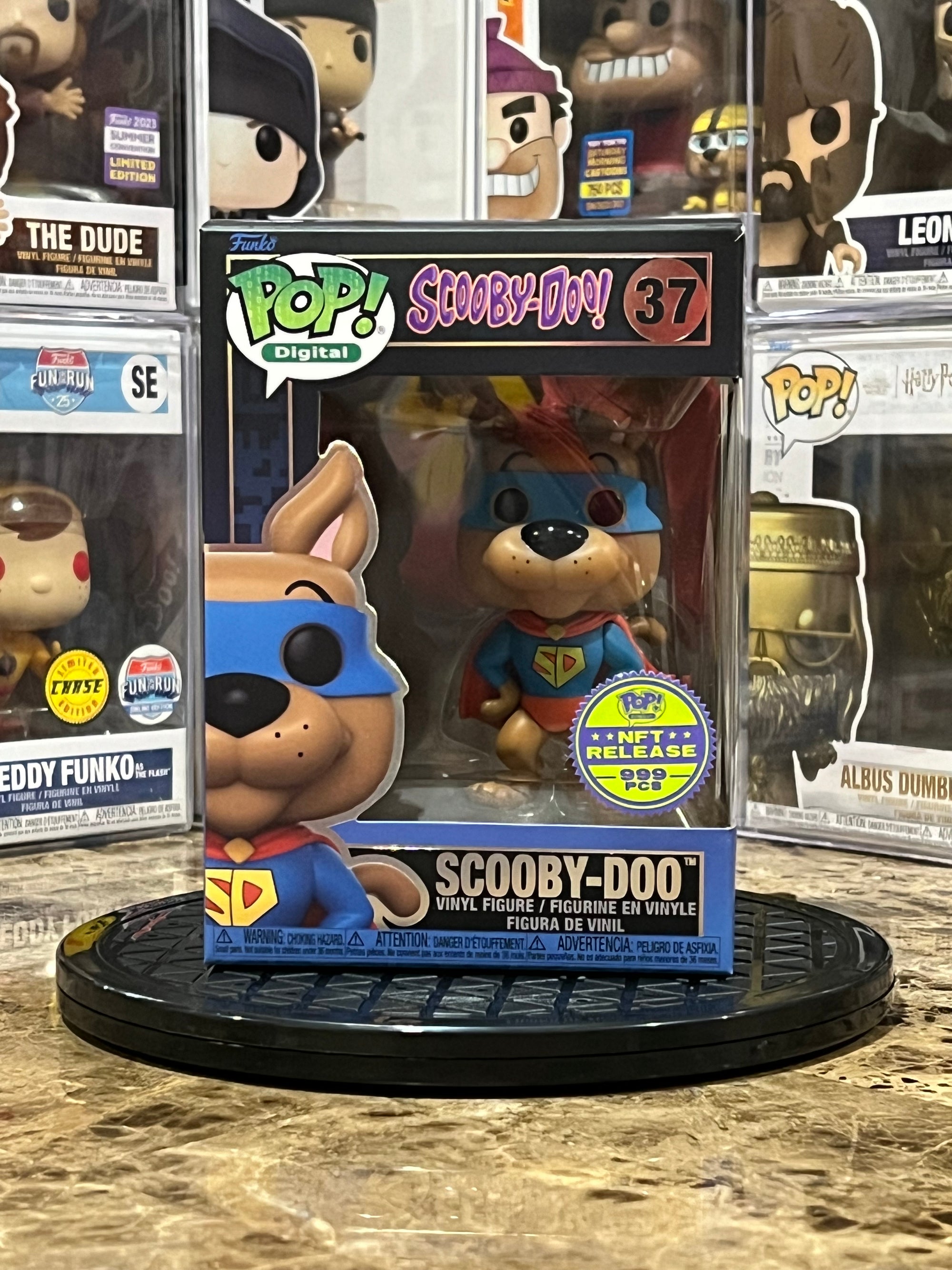 Funko Pop Digital Scooby Doo! Scooby Doo (as Superman) #37