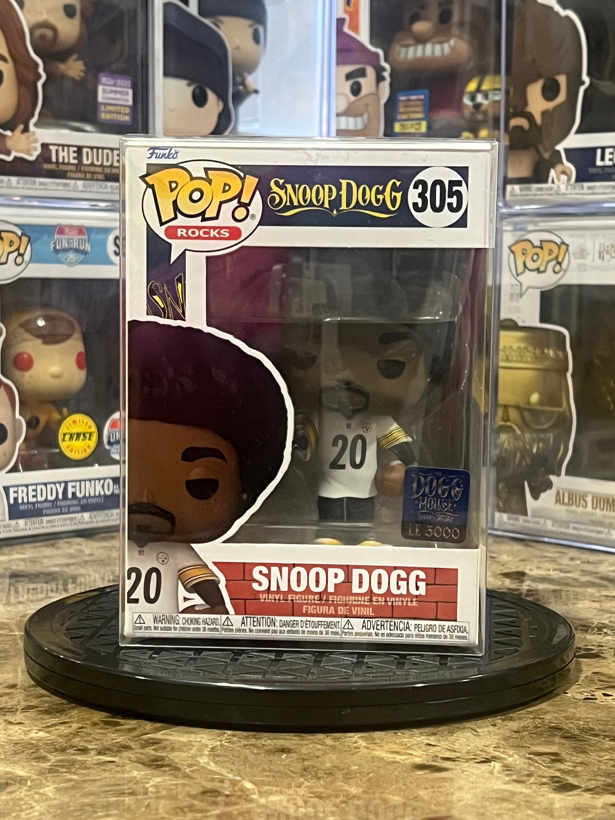 Funko Pop Snoop Dogg #305 Steelers Away Jersey