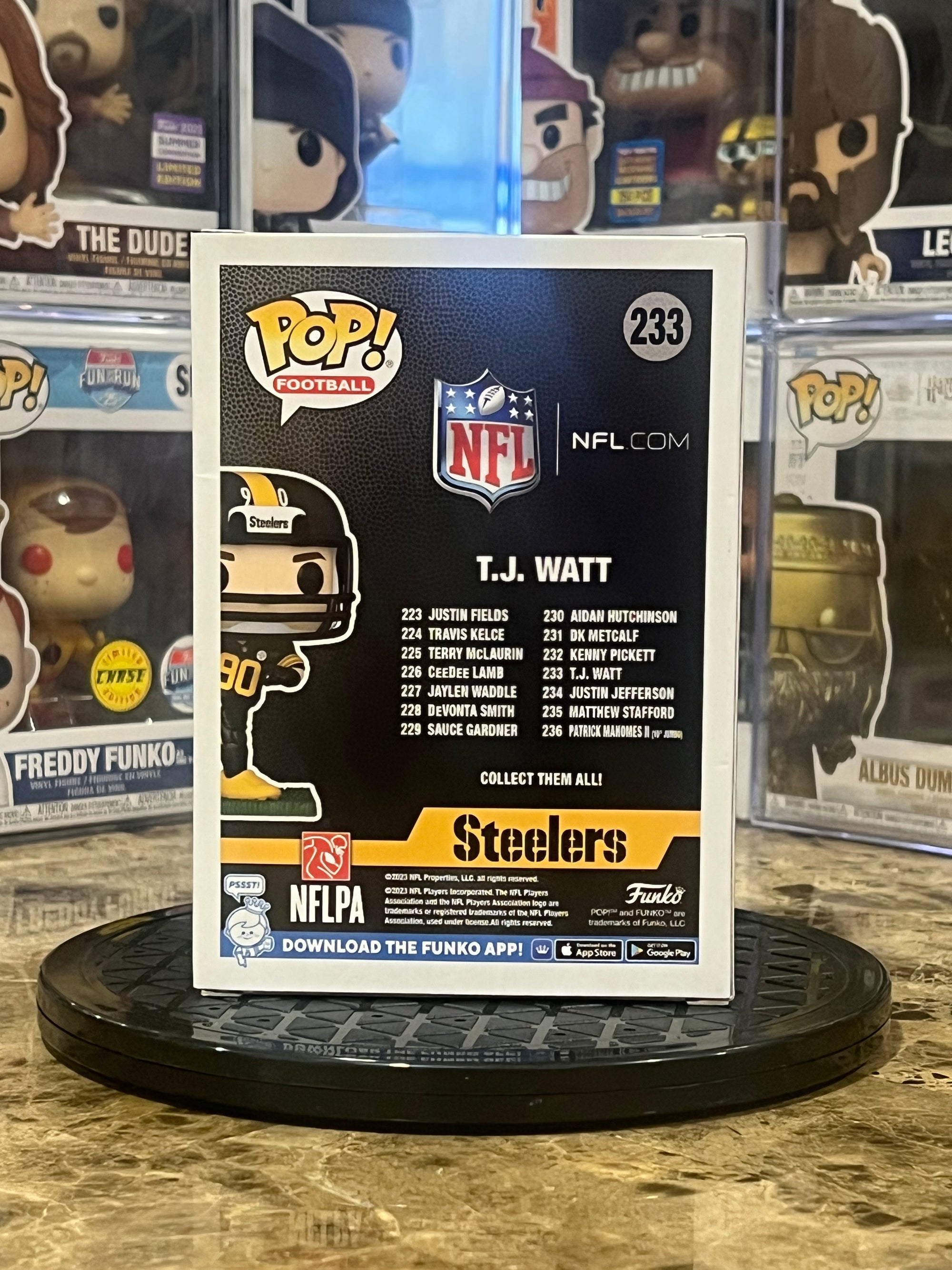 Funko Pop Pittsburgh Steelers TJ Watt #233 Fanatics Exclusive