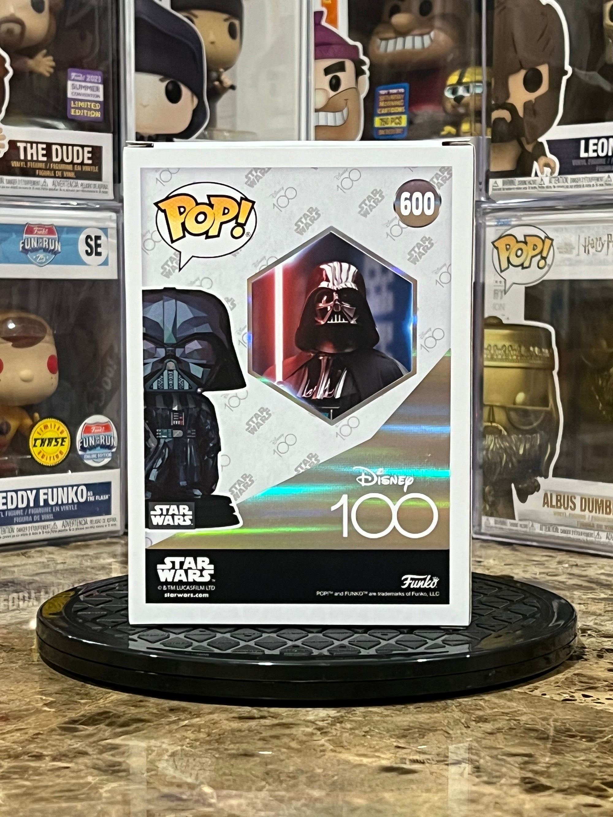 Funko Pop Star Wars Darth Vader #600 Facet