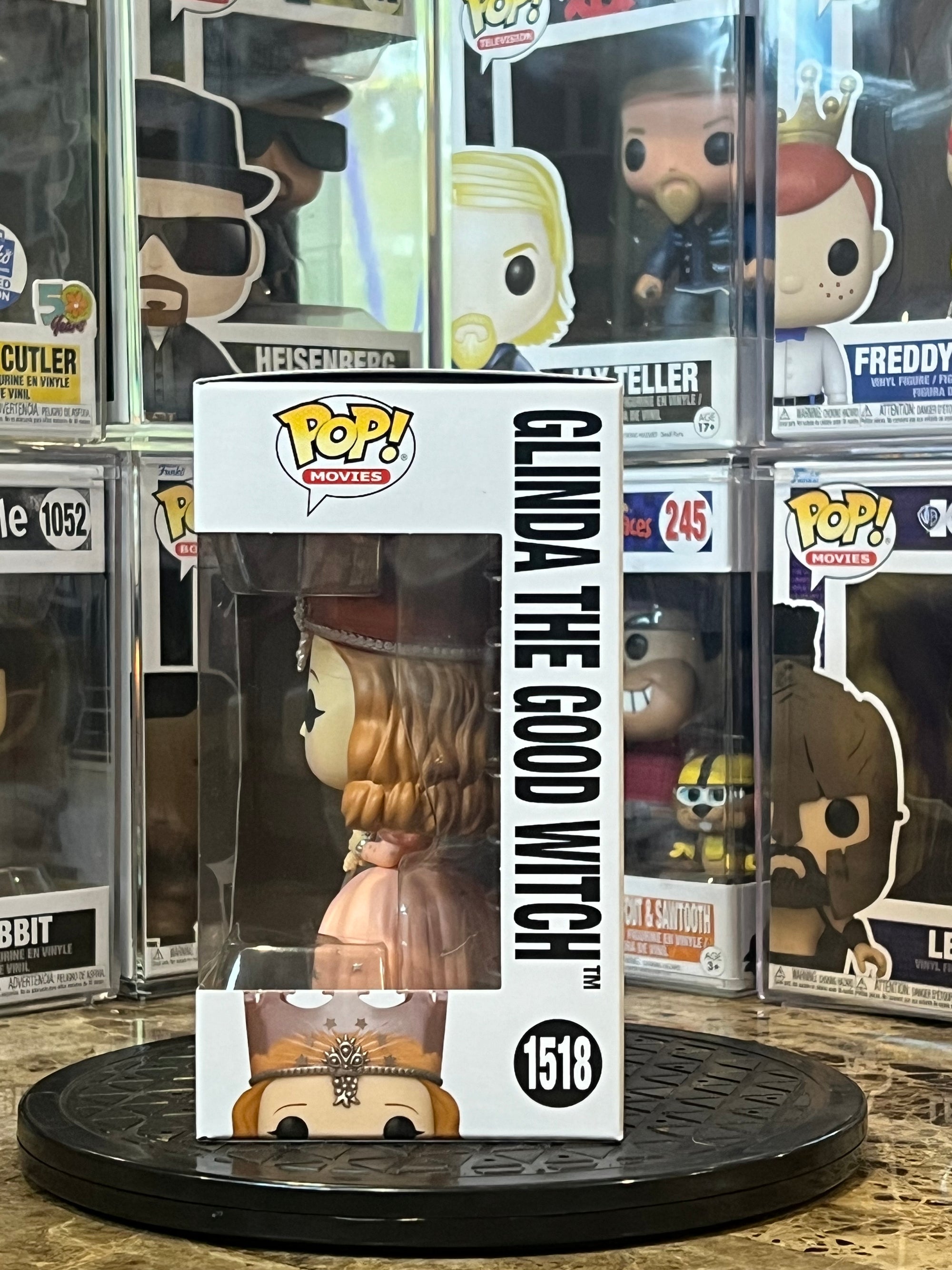 Funko Pop The Wizard of Oz 85th Anniversary Glinda the Good Witch #1518