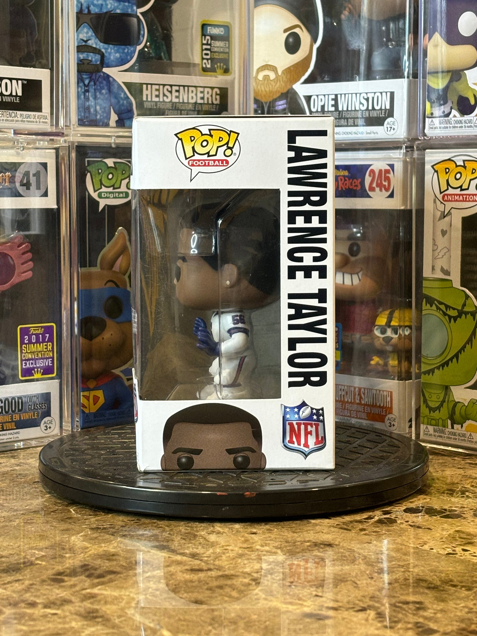 Funko Pop New York Giants Lawrence Taylor #79 Toyr R Us Exclusive