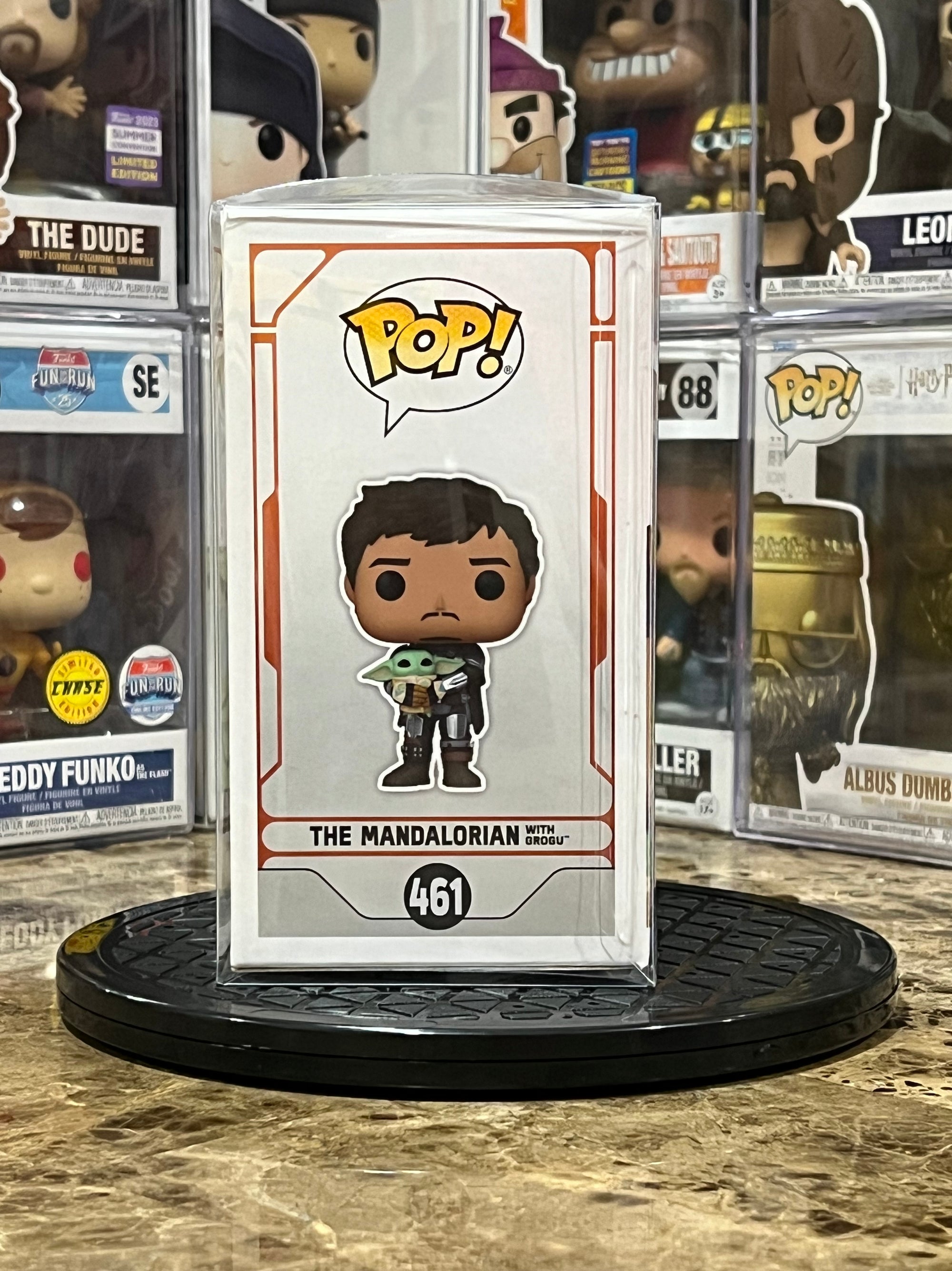Funko Pop Star Wars The Mandalorian w/ Grogu #461