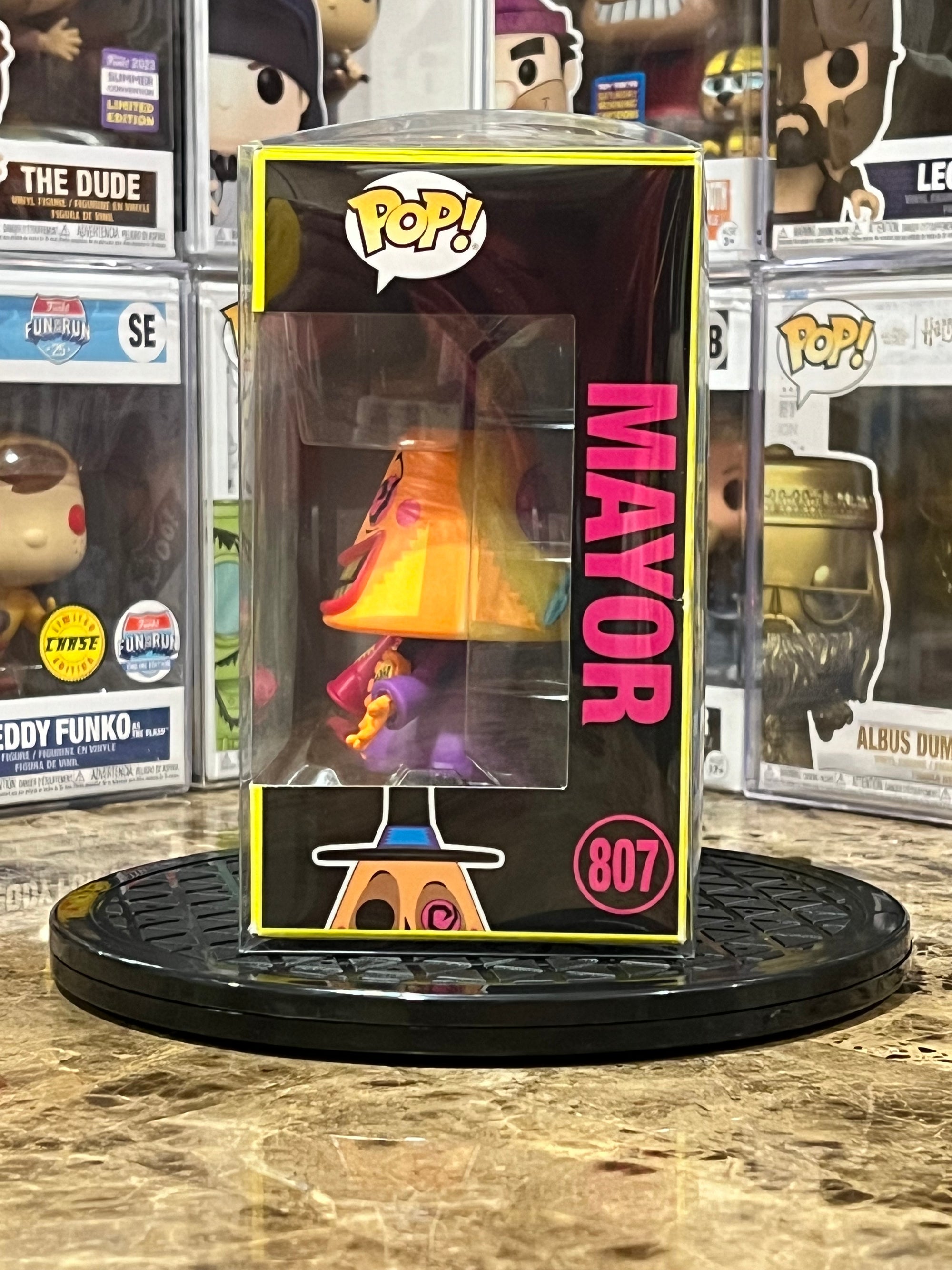Funko Pop Disney Mayor #807 Blacklight