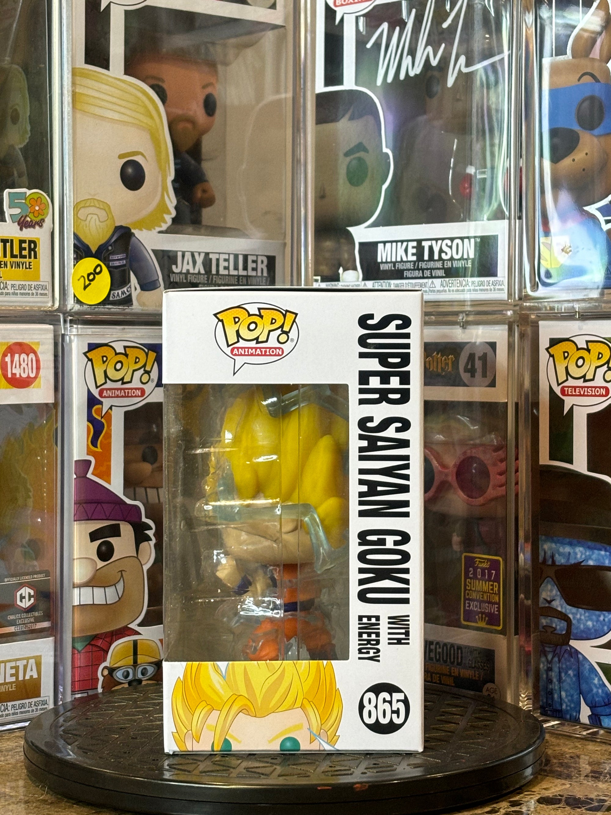 Funko Pop Dragonball Z Super Saiyan Goku w/ Energy #865